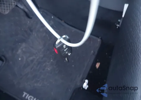 2017 Volkswagen Tiguan S/Limited from USA, damaged, VIN WVGBV7AX7HW509716